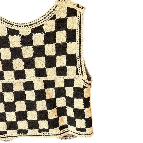 Crochet Checkered Granny Square Sweater Vest Size M Black Boho Festival - Picture 13 of 13